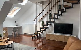 Cozy Loft Apartment In Zagreb Center